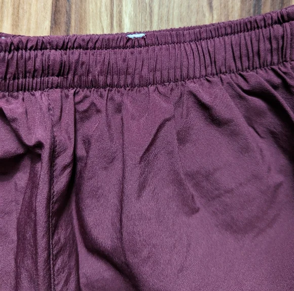 Mississippi State Nike Shorts - Picture 5 of 10